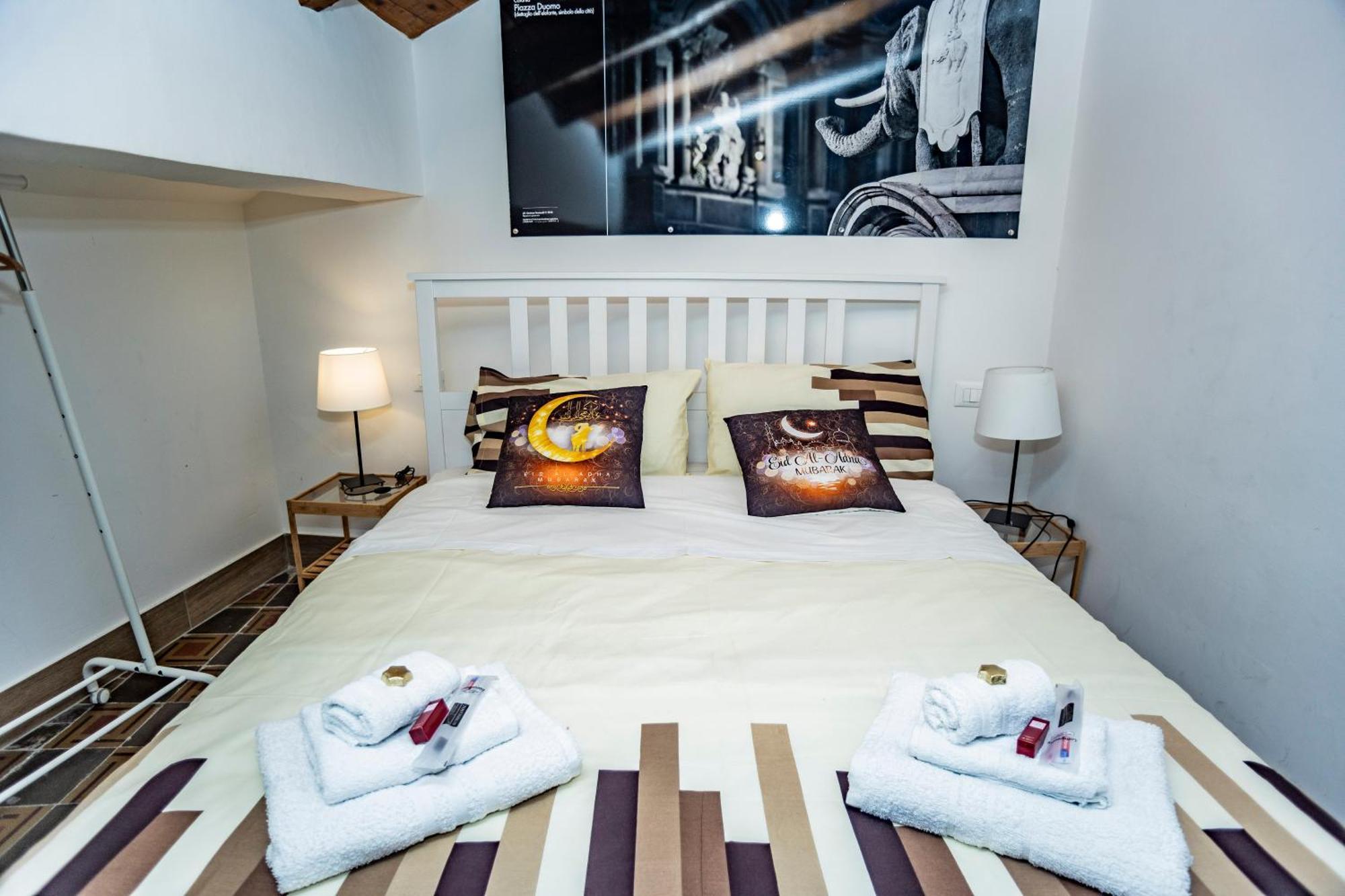 Katane' Room'S Catania Bagian luar foto