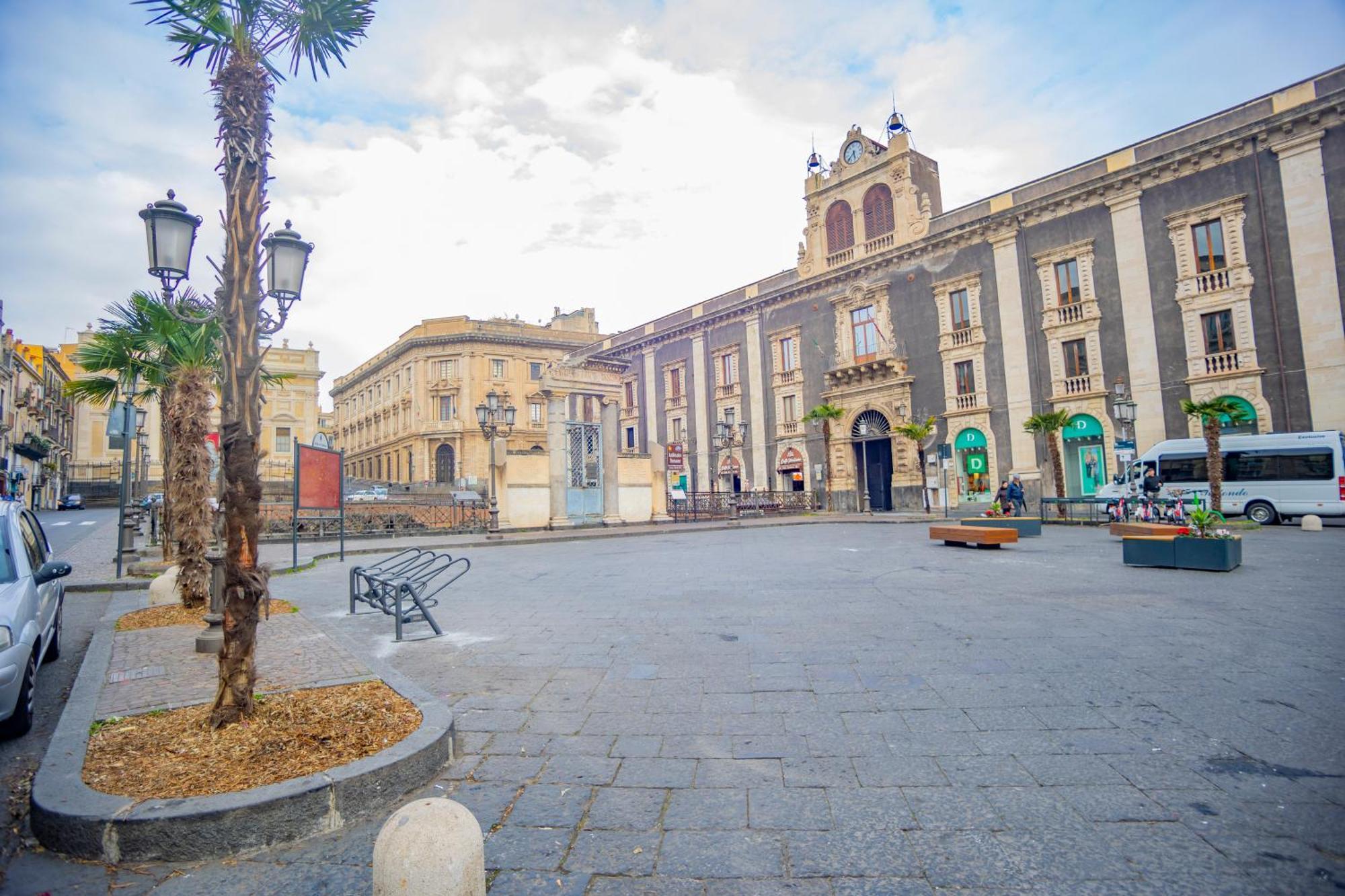 Katane' Room'S Catania Bagian luar foto