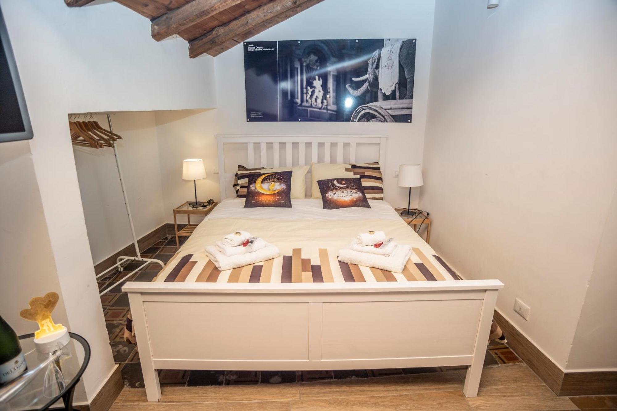 Katane' Room'S Catania Bagian luar foto