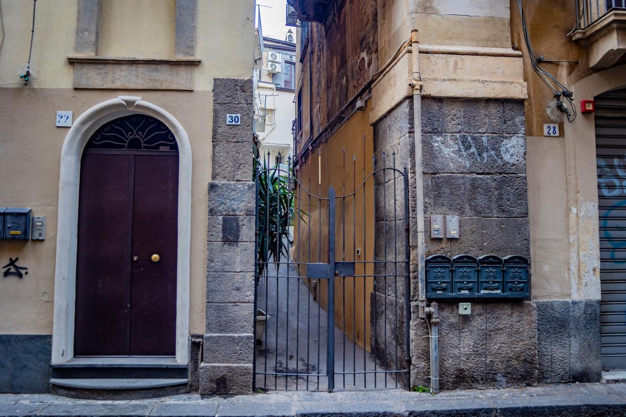 Katane' Room'S Catania Bagian luar foto